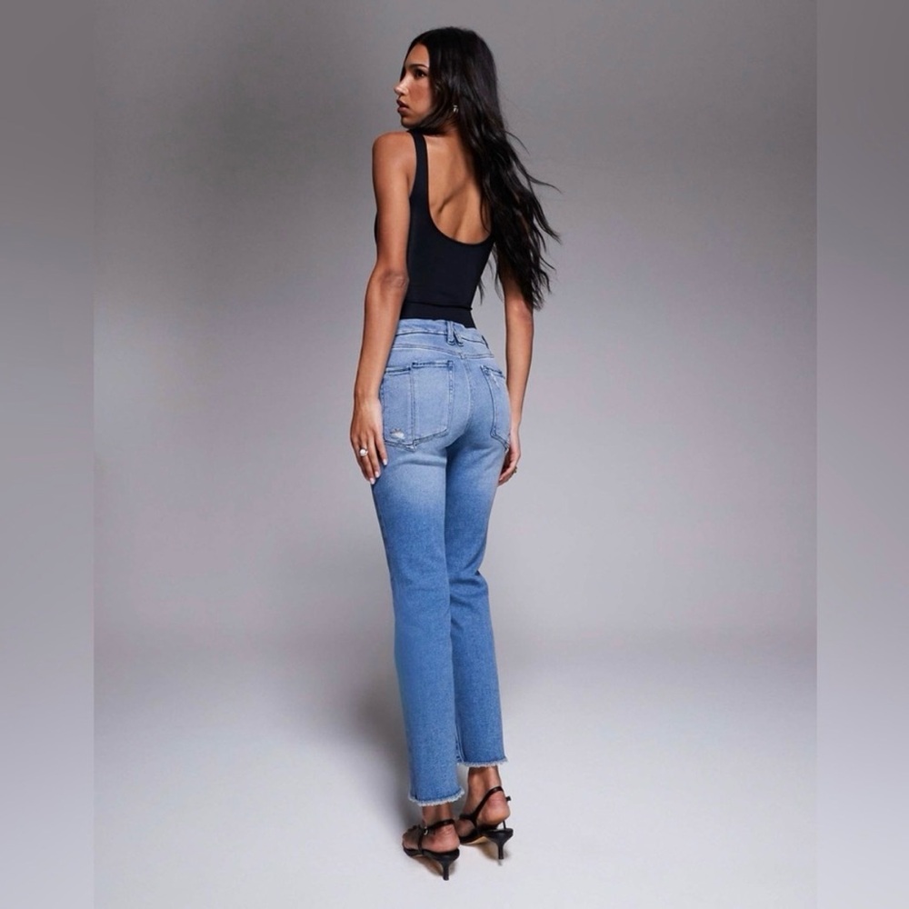 GOOD AMERICAN Good Legs Straight Split Pocket Women's Jeans - NEW - 27 - Picture 2 of 12